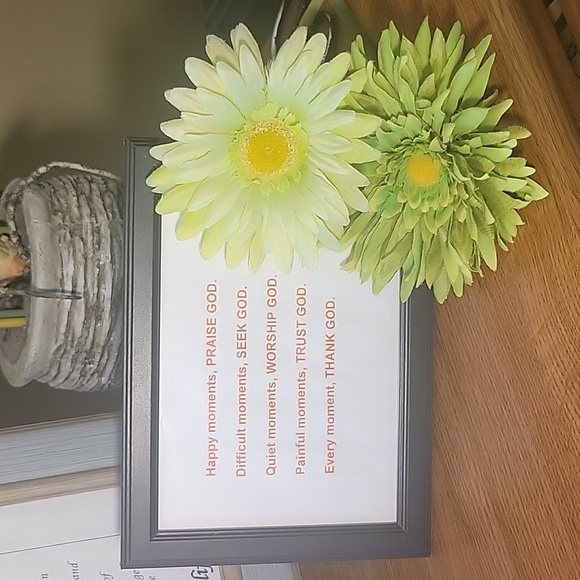 Meet your Posher, Lisa - Picture 2 of 2